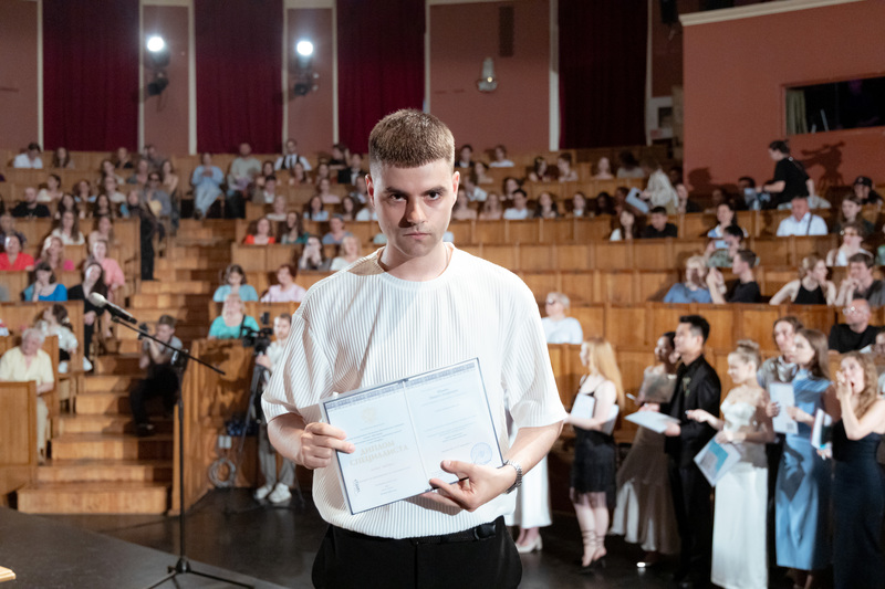 Церемония вручения дипломов выпускникам РГИСИ (2024 год)