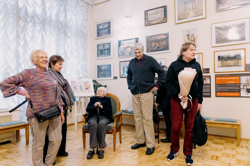 Открытие выставки В.Г. Коршиковой «Краски жизни» (2024 год)