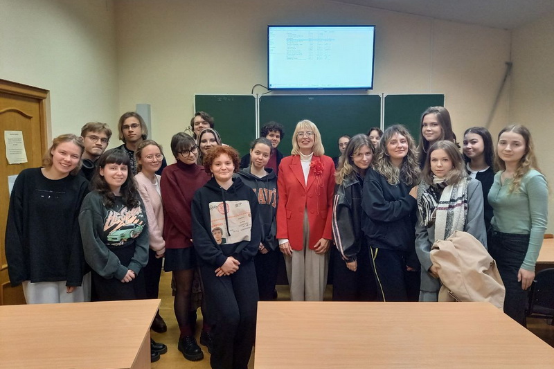 Творческая встреча с «Тенишевским клубом»