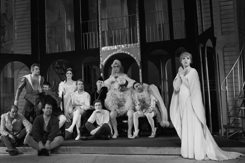 Выставка «Пространство Шекспира»